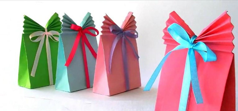 घर के पुराने सामान को भी आप घर सजाने में ऐसे कर सकते हैं इस्तेमाल